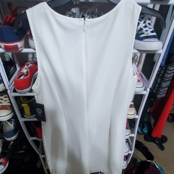 NEW Ladies Dress - Picture 7 of 8